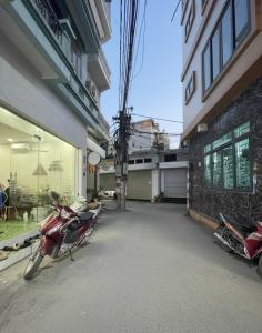 HÀNG HIẾM! NHÀ MẶT NGÕ KINH DOANH - Ô TÔ QUA NHÀ