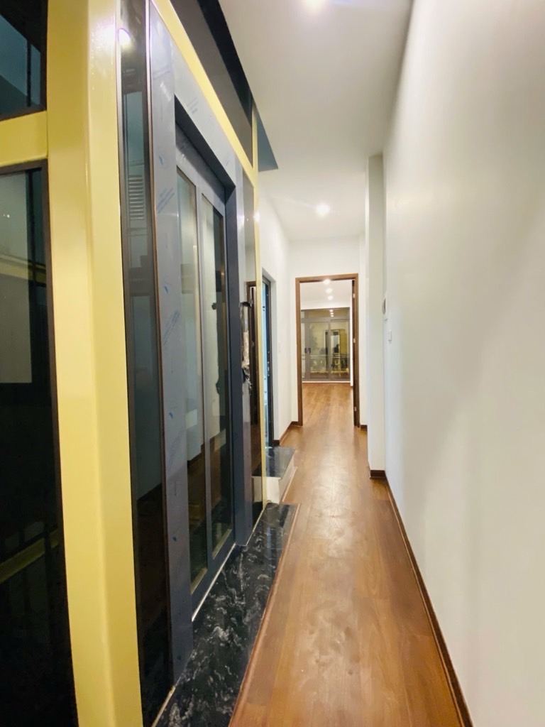 BÁN NHÀ MỚI ĐẸP THANG MÁY GẦN DOÃN KẾ THIỆN – PHÂN LÔ Ô TÔ VÀO NHÀ - DIỆN TÍCH 50.4M2 - 5 TẦNG, 7 PHÒNG - Ở KẾT HỢP CHO THUÊ LÀM VP ĐỀU PHÙ HỢP