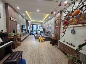 Siêu phẩm lô góc 5 tầng phùng hưng, oto tránh, kinh doanh