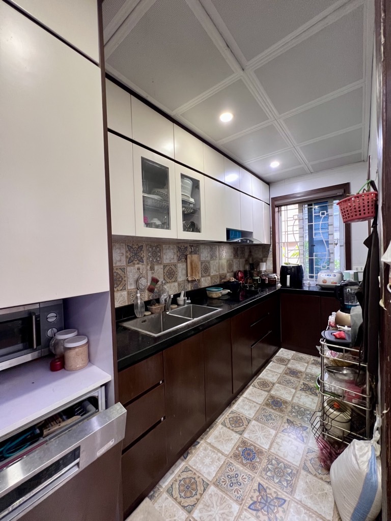 BÁN GẤP! Nhà Thịnh Hào 1 - 70 m² - Trung Tâm Đống Đa.