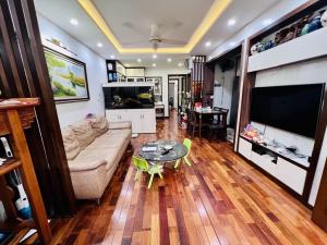 BÁN GẤP! Nhà Thịnh Hào 1 - 70 m² - Trung Tâm Đống Đa.