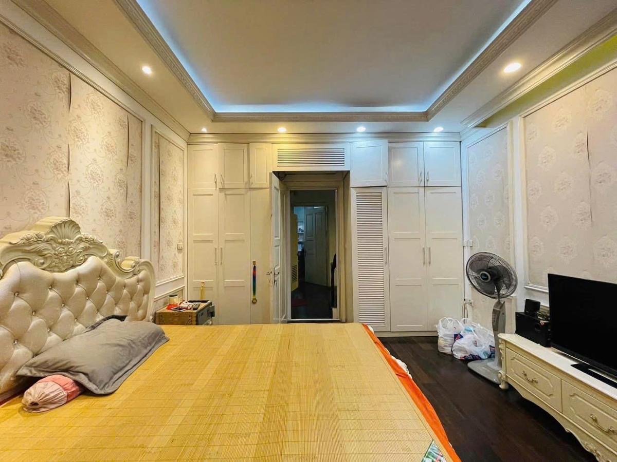 Bán nhà phố vip thái hà,60M,nhỉnh hơn 19 tỷ, ngõ oto thang máy