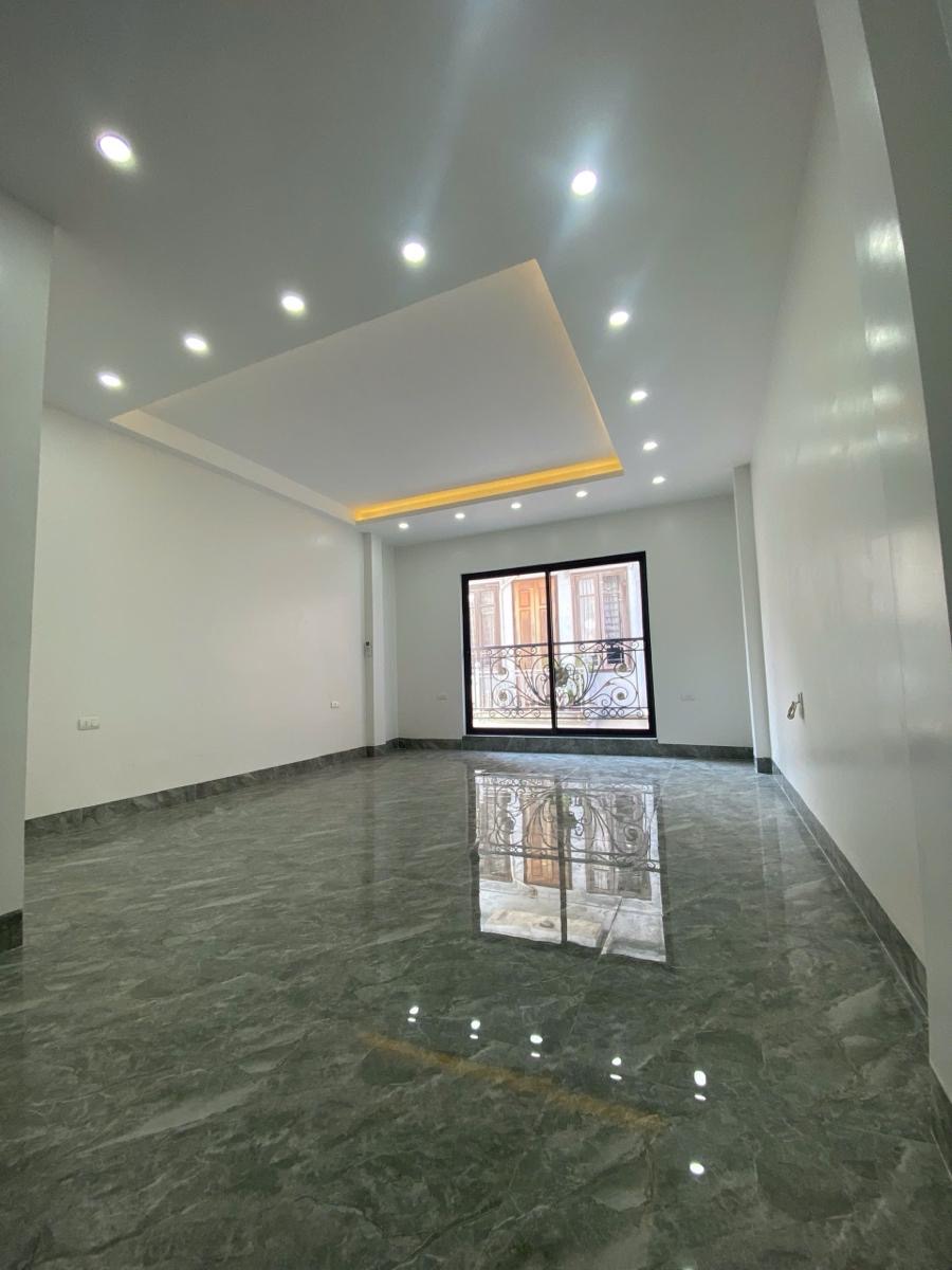 Bán nhà cầu giấy, 45M, ngõ ô tô, 7 tầng thang máy, nhỉnh 18.x tỷ