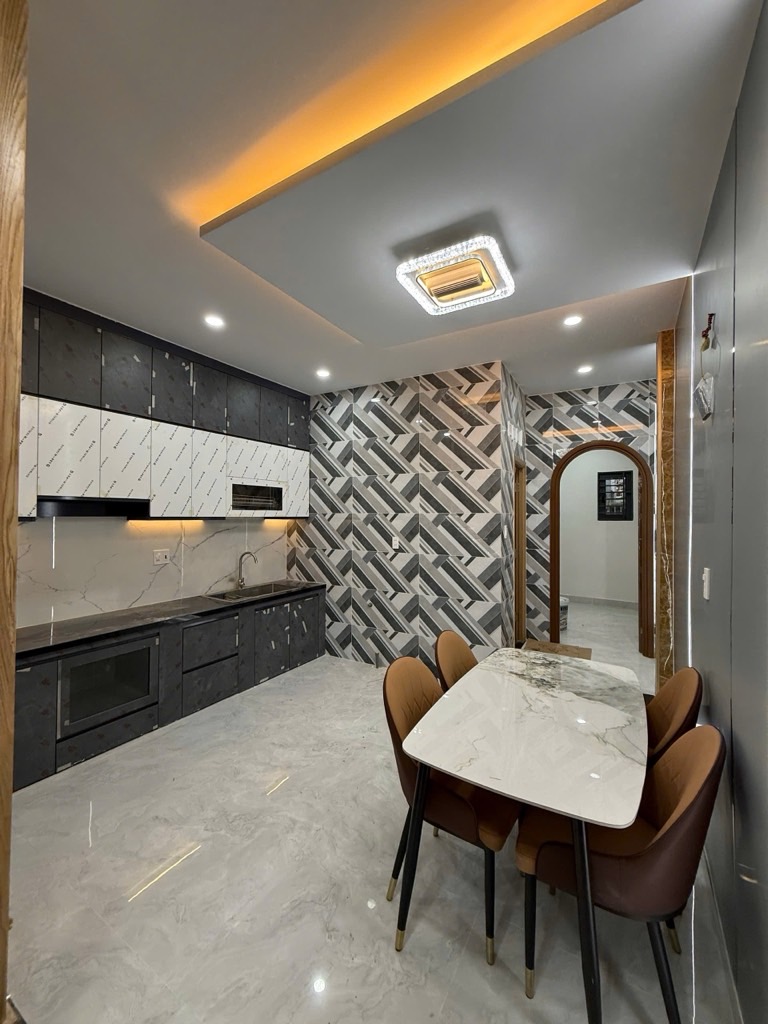 NHÀ SỬA SẮP XONG BÁN - ĐƯỜNG BÌNH LONG- TÂN PHÚ - CÁCH AEON MALL Tan Phu Celadon 2-3km.  + DIỆN TÍCH : 64M2 _ GIÁ 6.98 TỎI.