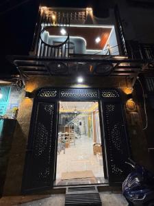 •	SIÊU PHẨM NHÀ NỞ HẬU NHẸ  +(GIÁ  6.98 TỶ)  -GẦN NGÃ TƯ BỐN XÃ . ĐƯỜNG BÌNH LNG- PHƯỜNG PHÚ THỌ HÒA -TÂN PHÚ