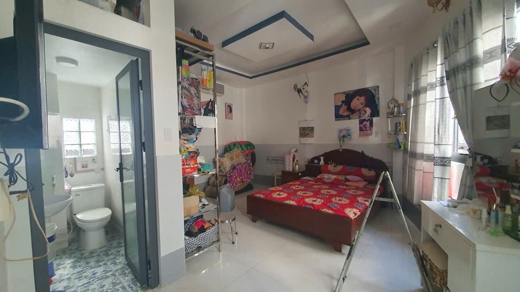 NHÀ ĐẸP DỌN VÀO Ở NGAY 3 TẦNG MỚI KENG