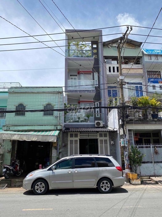 CẦN BÁN NHÀ ĐẸP, MT LÝ THÁNH TÔN- TÂN PHÚ NGAY ĐOẠN TÔ HIỆU
