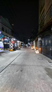 NHÀ ĐẸP 1 SẸC THẠCH LAM--XE HƠI VÀO TẬN NƠI
