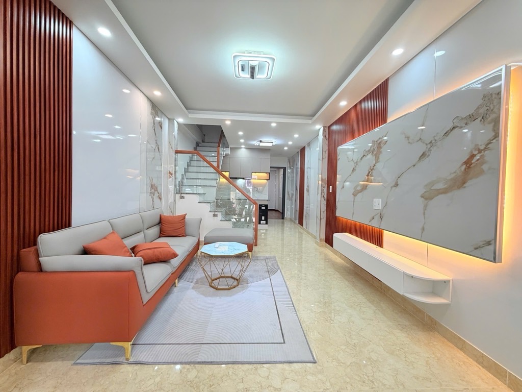 XÔ VIẾT NGHỆ TĨNH - HẺM KINH DOANH XT THÔNG - NHÀ ĐẸP FULL NỘI THẤT 3 TẦNG, 4 PN - 50M2 SỔ ĐẸP - 8.x TỶ.