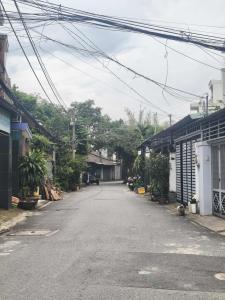 Nhà 2 tầng đẹp – Hẻm xe tải quay Đầu Gần Đường Nguyễn Duy Trinh Quận 2-68m2