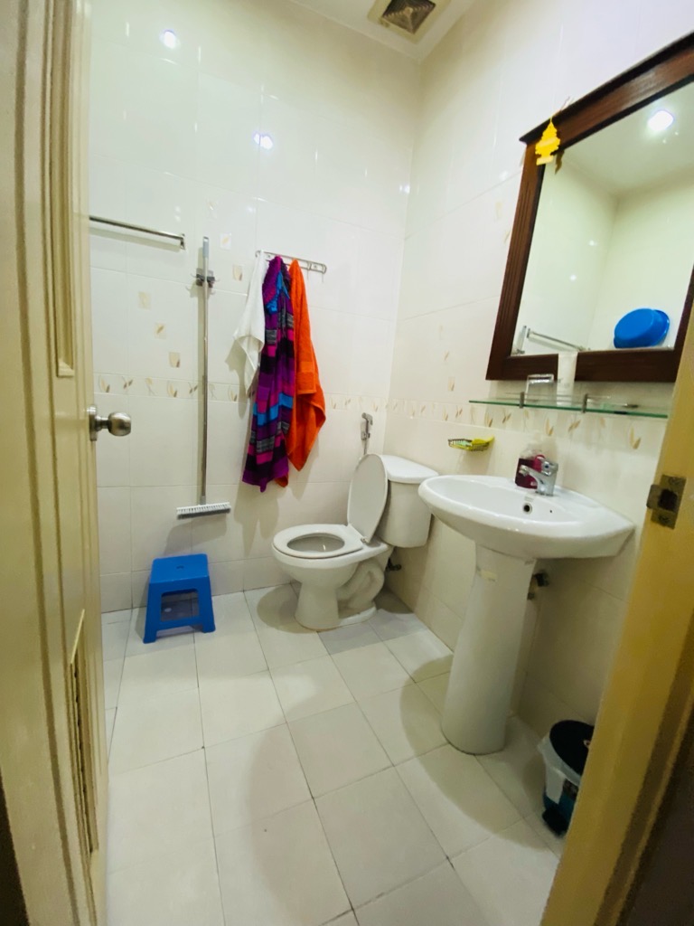 NHÀ HÒA HƯNG QUẬN 10 - 40M2 - 1 TRỆT 3 LẦU - 5 PN - GIÁ 7.5 TỶ TL.