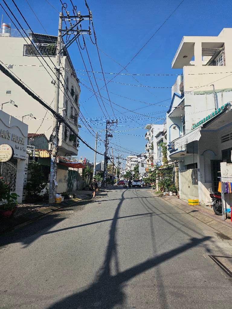 NHÀ MỚI - 4 TẦNG - 45M2 - HẺM XE HƠI - 4PN - NGUYỄN HỮU TIẾN - TÂN PHÚ - NHĨNH 7.X TỶ