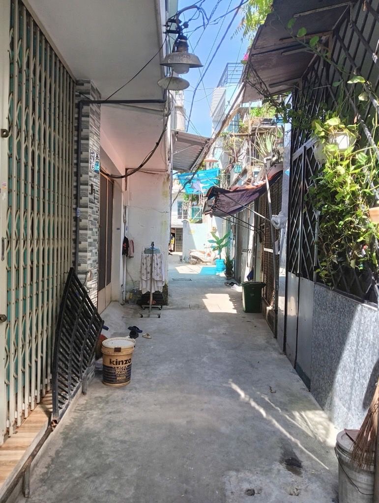 2/ ngắn Ấp Chiến Lược, p. BHH, Bình Tân - 4.85 x 10.2m - 4 Tỷ