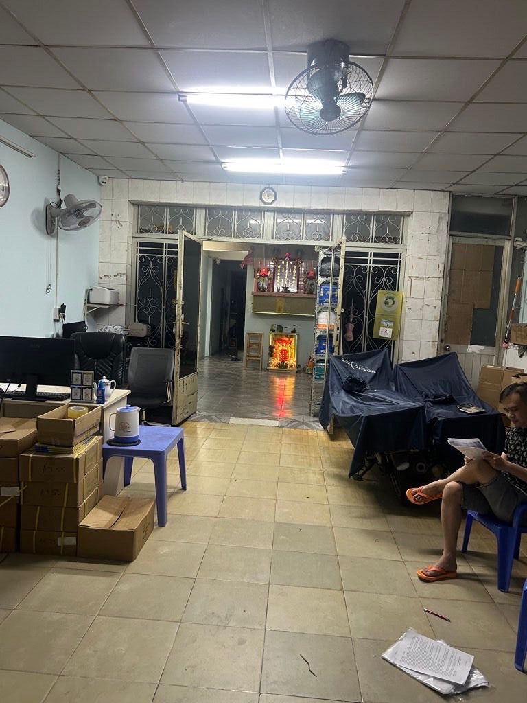 Nhà Mặt Tiền Đường Trịnh Đình Trọng, Tân Phú. DT 5.2x25m, Gần Âu Cơ và Lạc Long Quân, Giá 13.9 Tỷ có TL