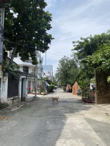 Nhà Bình Tân BHH B (cũ) - Hương Lộ 80 - KCN Vĩnh Lộc - 1 trệt 1 lầu, Hẻm xe tải 7m - view thoáng mát - 4.5x17m - 4TY8 TL