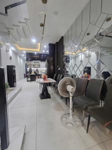 2/ Âu Cơ, Tân Bình - 4x26m - Full Nội Thất