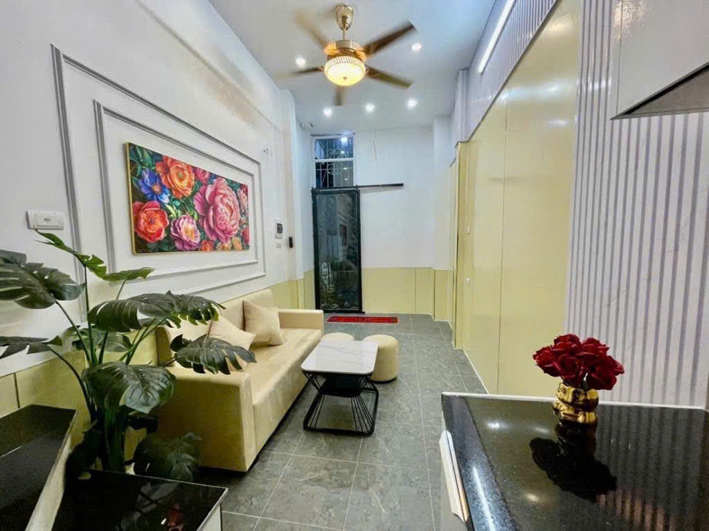 ⚡️3 BƯỚC RA TRƯƠNG ĐỊNH,5 tầng, nhà mới xinh  đón TẾT.