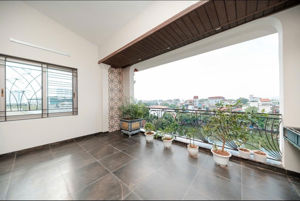 BÁN NHÀ BỒ ĐỀ - LONG BIÊN - VIEW HỒ - Ô TÔ - THANG MÁY - 100M2 35,5 TỶ