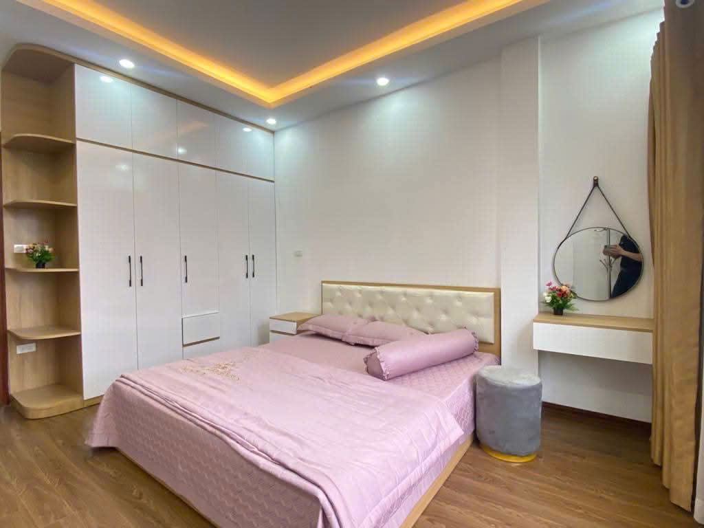 NHÀ PHỐ CỔ LINH - ĐỐI DIỆN AEON MALL LONG BIÊN
