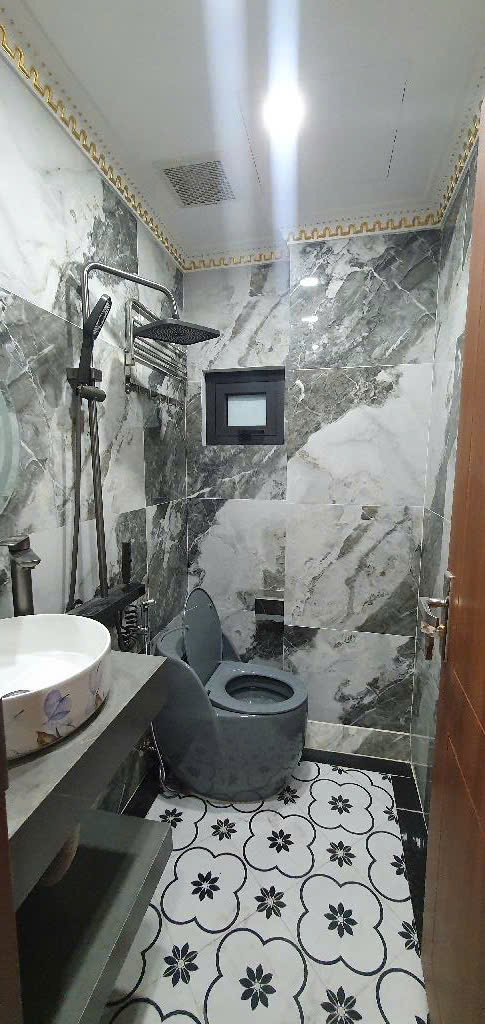 SIÊU PHẨM MẶT PHỐ RÁT VÀNG - 7 TẦNG THANG MÁY ĐẸP LUNG LINH - TIỆN ÍCH ĐẲNG CẤP