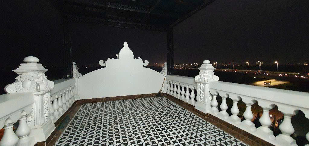 SIÊU PHẨM MẶT PHỐ RÁT VÀNG - 7 TẦNG THANG MÁY ĐẸP LUNG LINH - TIỆN ÍCH ĐẲNG CẤP