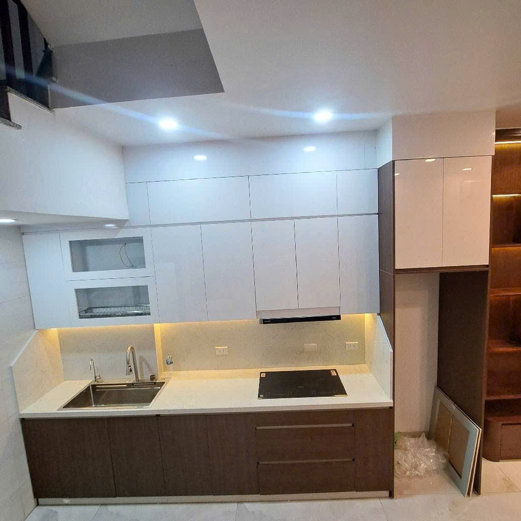 NGON BỔ RẺ - BÁT KHỐI VỊ TRÍ ĐẮC ĐỊA - VIEW THOÁNG - Ô TÔ ĐỖ CỬA NHÀ - FULL NỘI THẤT - THẨM MĨ - ĐẲNG CẤP