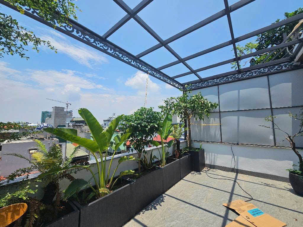 NHÀ ĐẸP PHỐ TRẠM - 6 TẦNG THANG MÁY - ÔTÔ VÀO NHÀ