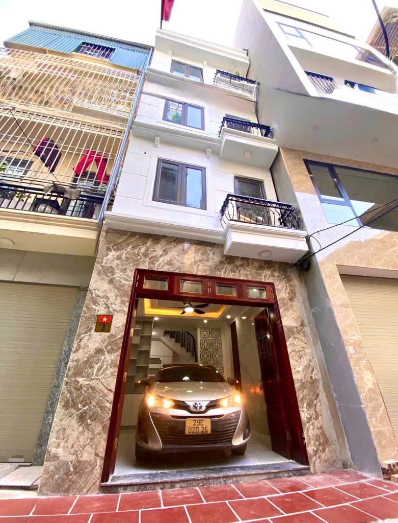 HÀNG XÓM AEON MALL LONG BIÊN - NHÀ MỚI - GARA Ô TÔ