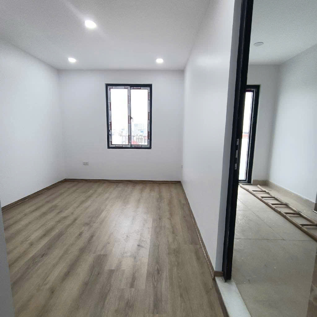 CỰC HIẾM - SIÊU PHẨM 6 TẦNG THANG MÁY - GARA Ô TÔ - NỞ HẬU