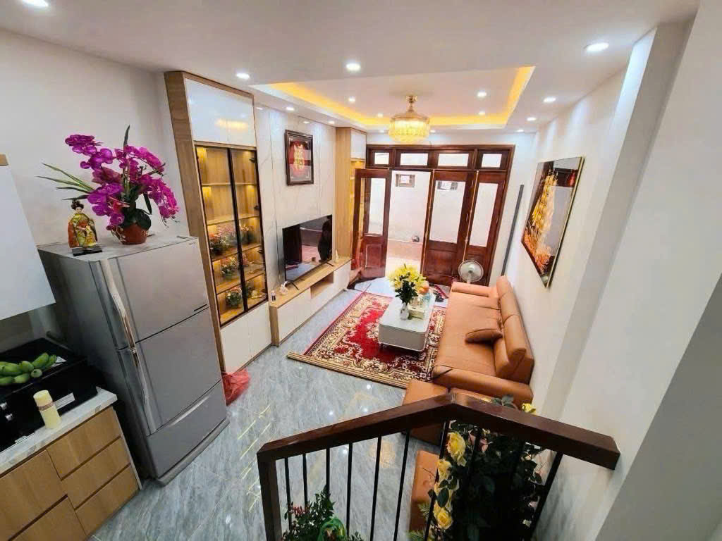 AEON LONG BIÊN-CHÂN CẦU VĨNH TUY- NHÀ MỚI Ở NGAY FULL NỘI THẤT