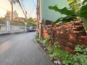 BÁN ĐẤT TRUNG TÂM THẠCH BÀN - KINH DOANH - Ô TÔ TRÁNH
