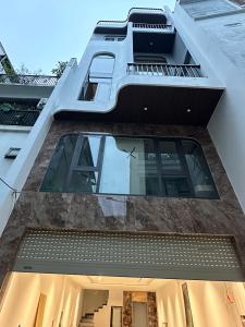 HOA HẬU LONG BIÊN - 7 TẦNG THANG MÁY - Ô TÔ NGỦ TRONG NHÀ