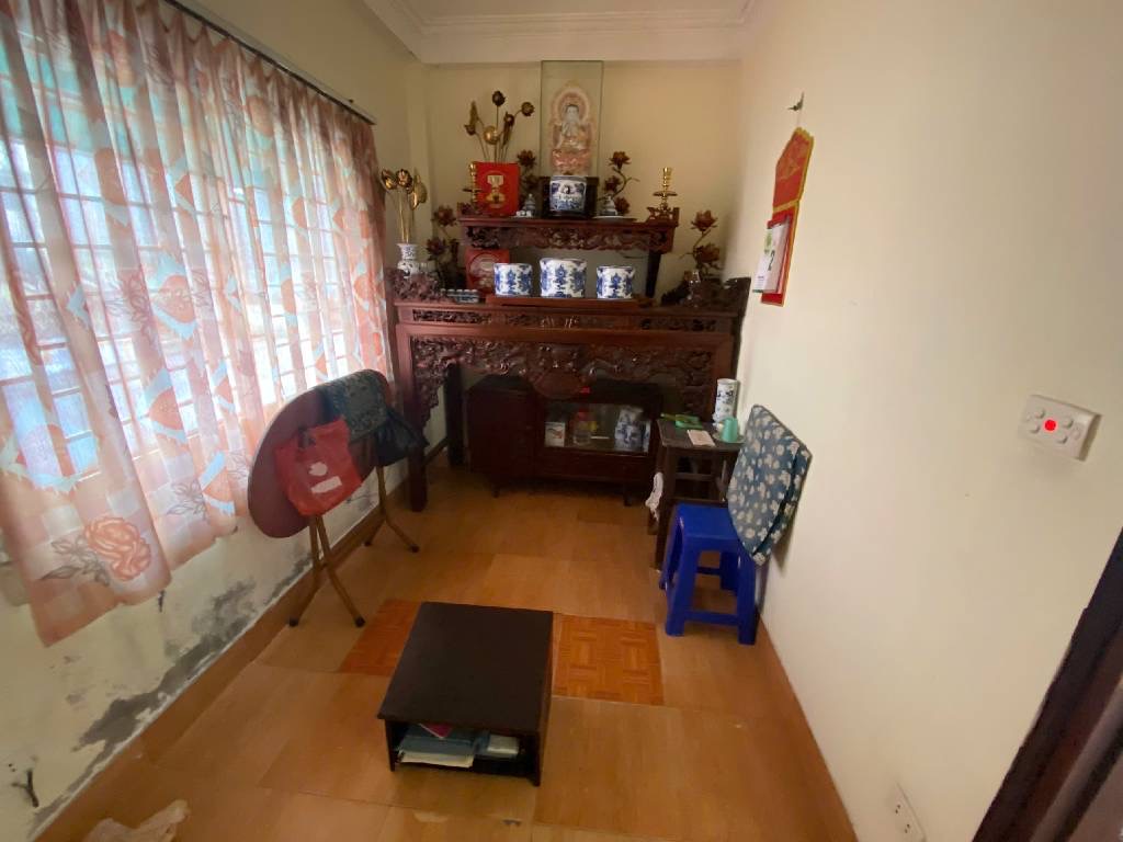 BÁN GẤP NHÀ KHU HOÀNG MAI - LÔ GÓC - KINH DOANH ĐƯỢC -  CÓ VỈA HÈ.