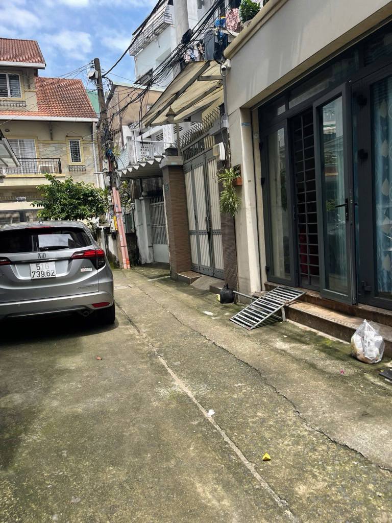 TRỊNH ĐÌNH TRỌNG TÂN PHÚ - Ô TÔ TRONG NHÀ - DT 64M2 - NỞ HẬU - 12 TỶ 2