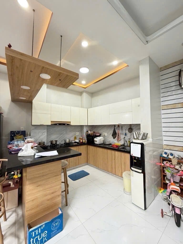 TRỊNH ĐÌNH TRỌNG TÂN PHÚ - HẺM XE HƠI - 50,4M2 - 6 TỶ 950