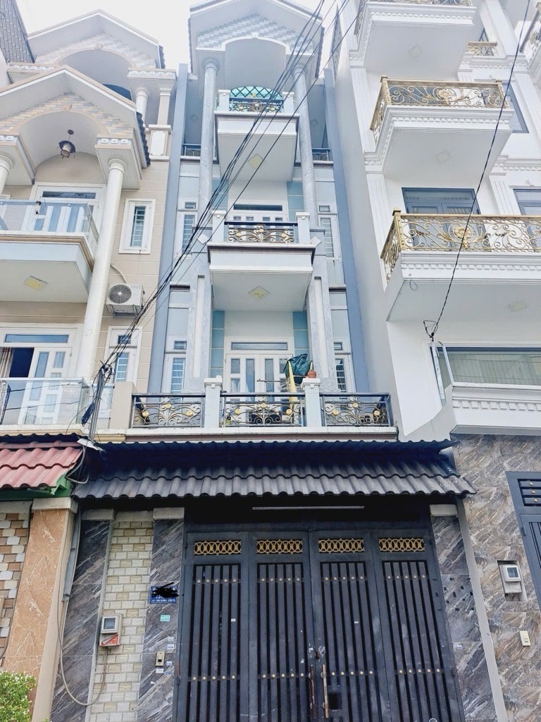 CHIẾN LƯỢC BÌNH TÂN - HẺM XE TẢI - 100M RA HƯƠNG LỘ 2 - 62M2 - 8,1 TỶ