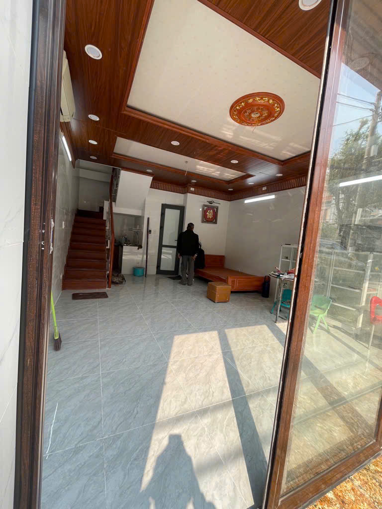 SIÊU HIẾM - NHÀ MẶT PHỐ - KINH DOANH - Ô TÔ ĐỖ NGÀY ĐÊM - PHỐ LỤA VẠN PHÚC - HÀ ĐÔNG - 33,6 M2 - 9,8TỶ