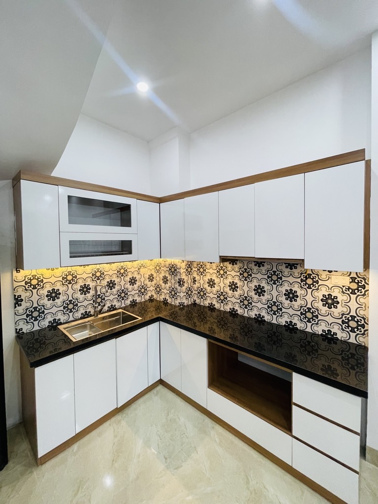 NHÀ ĐẸP – CÁCH MẶT PHỐ CHỈ 30M – CÓ SÂN ĐỂ XE RIÊNG – HÀ ĐÔNG – 7,8 TỶ