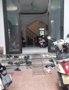 Bán nhà Láng Hạ , ngõ ba gác thông thoáng rộng rãi 75m giá gần 15 tỷ 