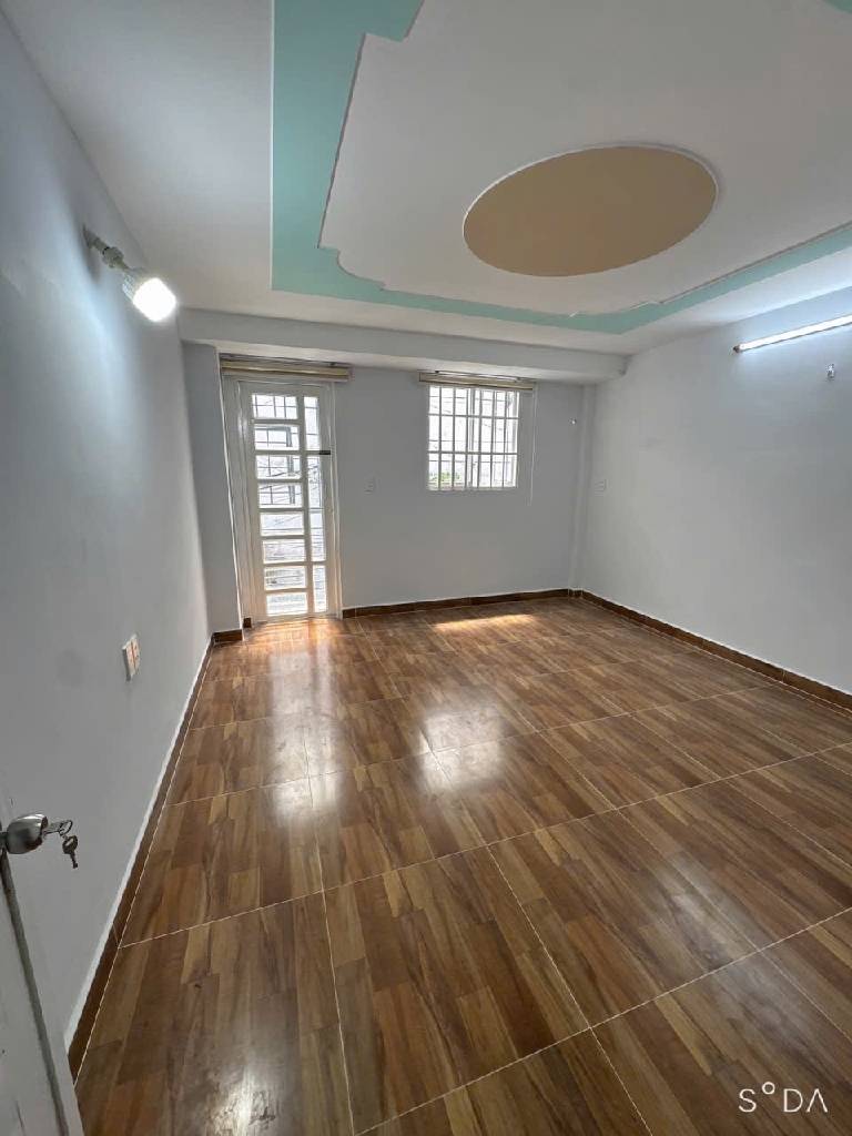 HƠN 4 TỶ CÓ NGAY HXH NGAY CHỢ PHÚ LÂM - GẦN 40M2 - 2 TẦNG