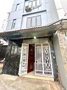 Bán nhà Yên Nghĩa, ngõ Camry tránh xe tải, 30m2, giá nhỉnh 5.5 tỷ.