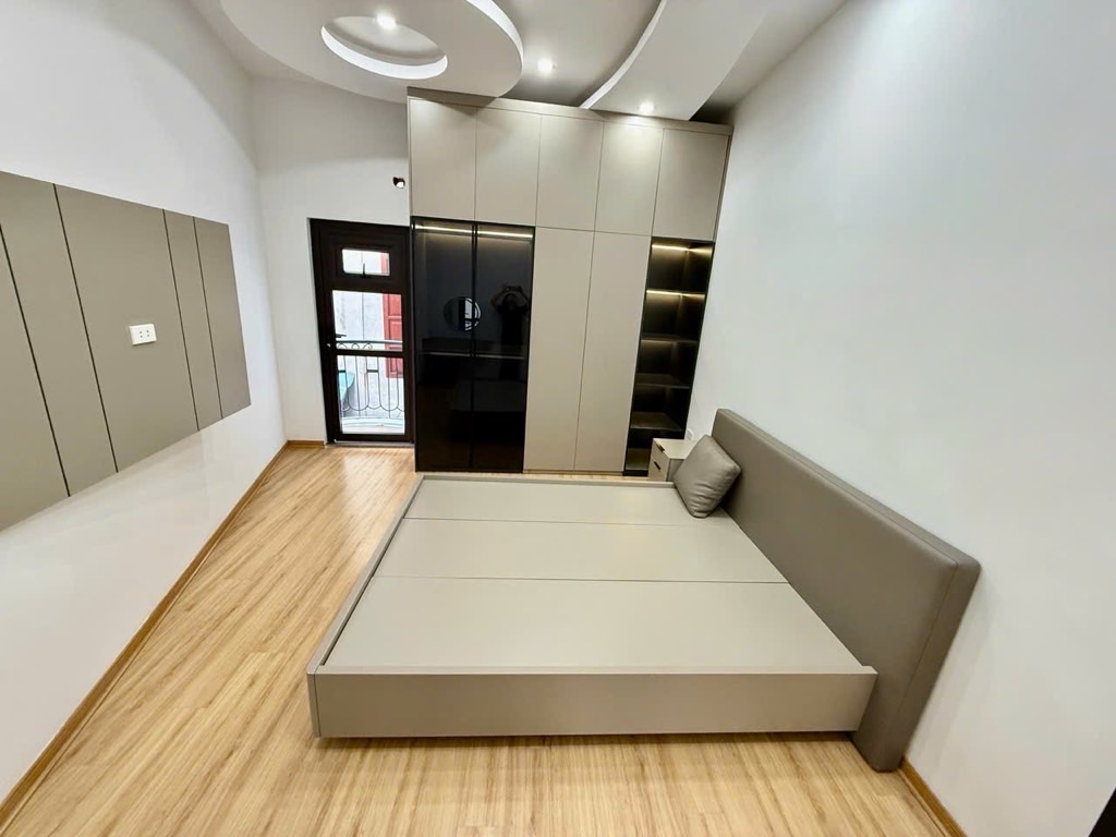 Nhà full nội thất ở trung tâm Ba Đình - Đội Cấn vào ở luôn không phải lăn tăn