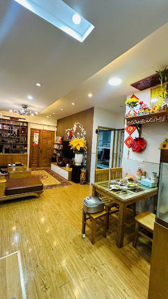 CHUNG CƯ XA LA - HÀ ĐÔNG - FULL NỘI THẤT - NHÀ ĐẸP Ở NGAY - THOÁNG SÁNG - KHU VỰC ĐANG PHÁT TRIỂN - SỔ ĐỎ CHÍNH CHỦ 4.6 TỶ