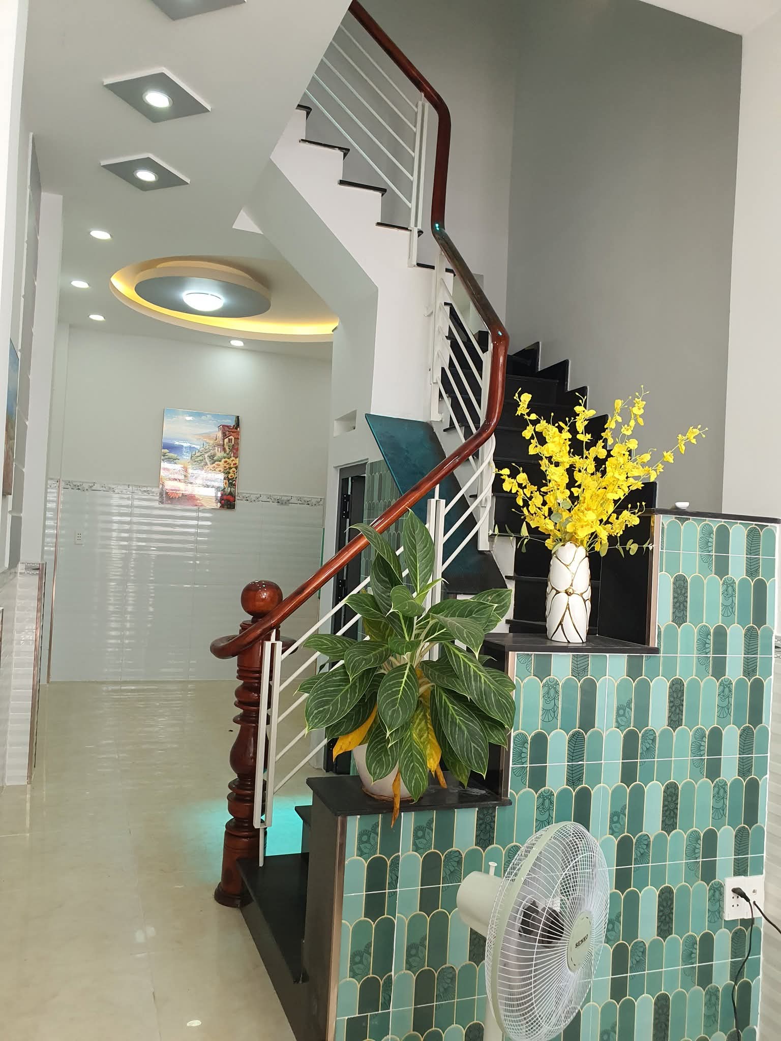 NHỈNH 6TỶ.TL - 4 TẦNG ~40M2 NỞ HẬU - 4PN - NGAY LÊ QUANG ĐỊNH - P1 GÒ VẤP.