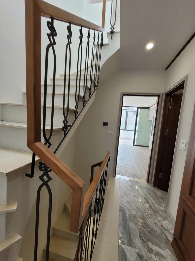 SIÊU PHẦM Ở + KINH DOANH tại CẦU GIẤY