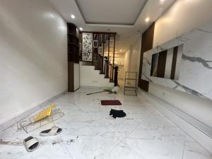 Bán Nhà Hoài Đức Hơn 30m² 4 Tầng Giá 5.x