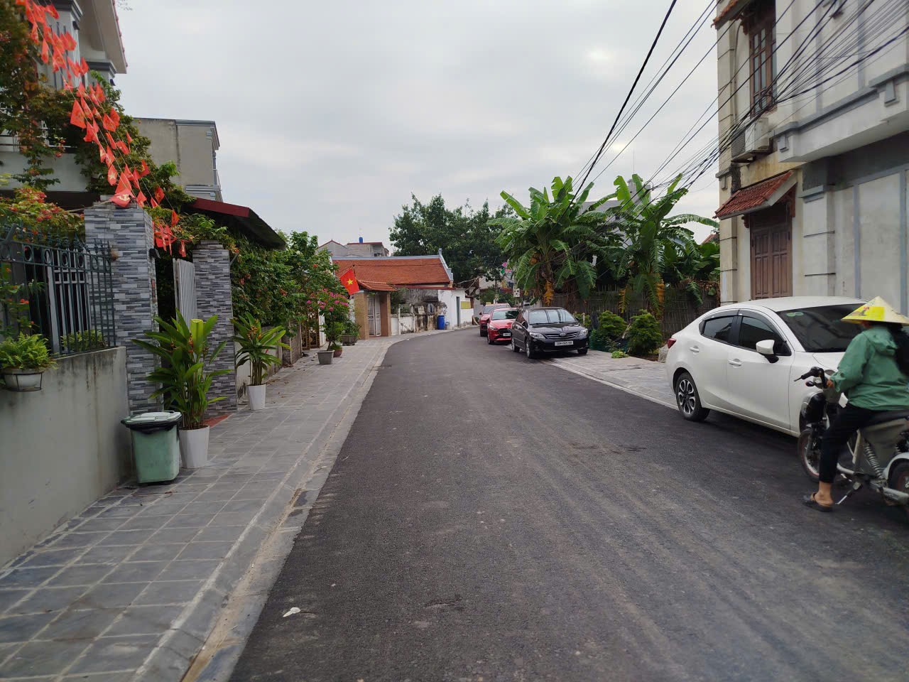 Bán nhà mới 2,5tầng lê xá, mai lâm_ngay cầu đông trù chỉ nhỉnh 6 tỷ