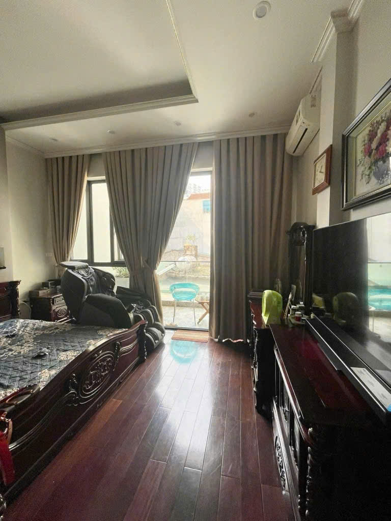 Nhà xây mới chỉ 2x, oto đỗ cửa