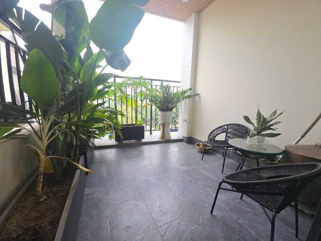 Nhà xây mới chỉ 2x, oto đỗ cửa