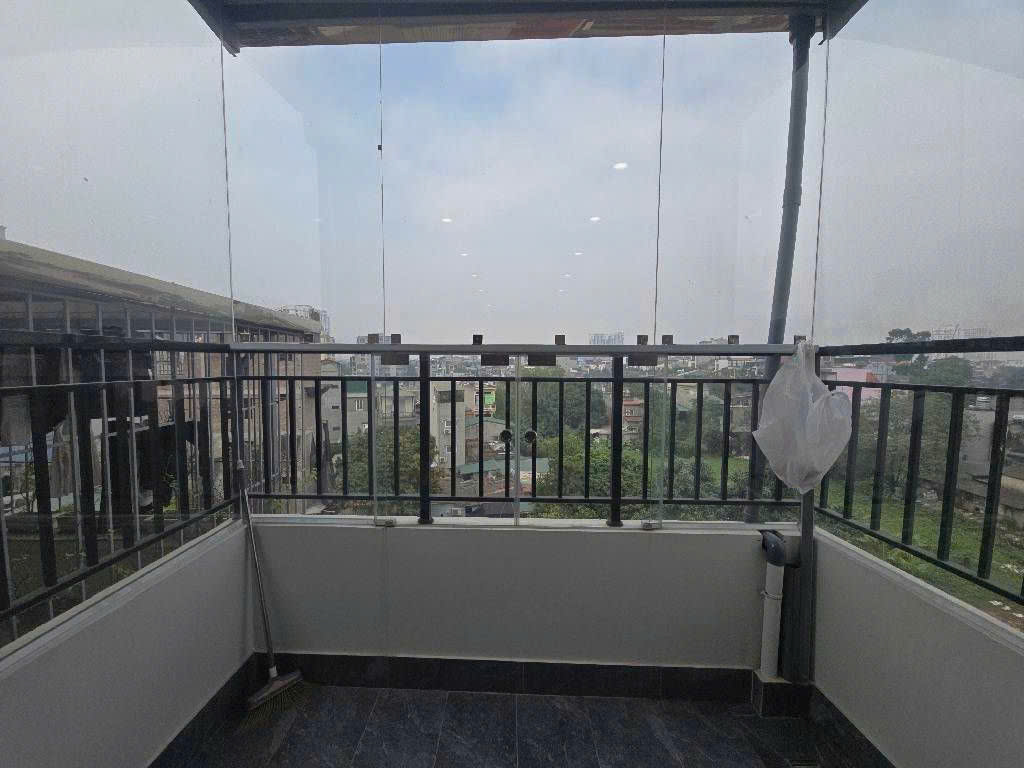 Nhà xây mới chỉ 2x, oto đỗ cửa